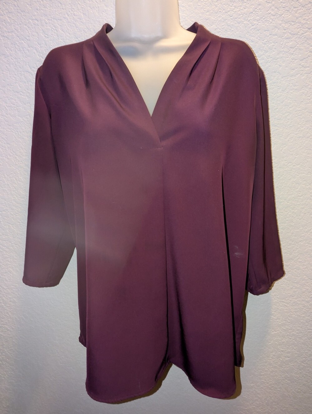 Calvin Klein Plum V-Neck Pullover Blouse